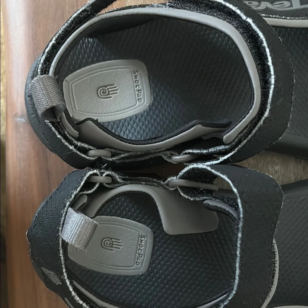 Teva Black and Gray Sport Sandals with Adjustable Straps. 9